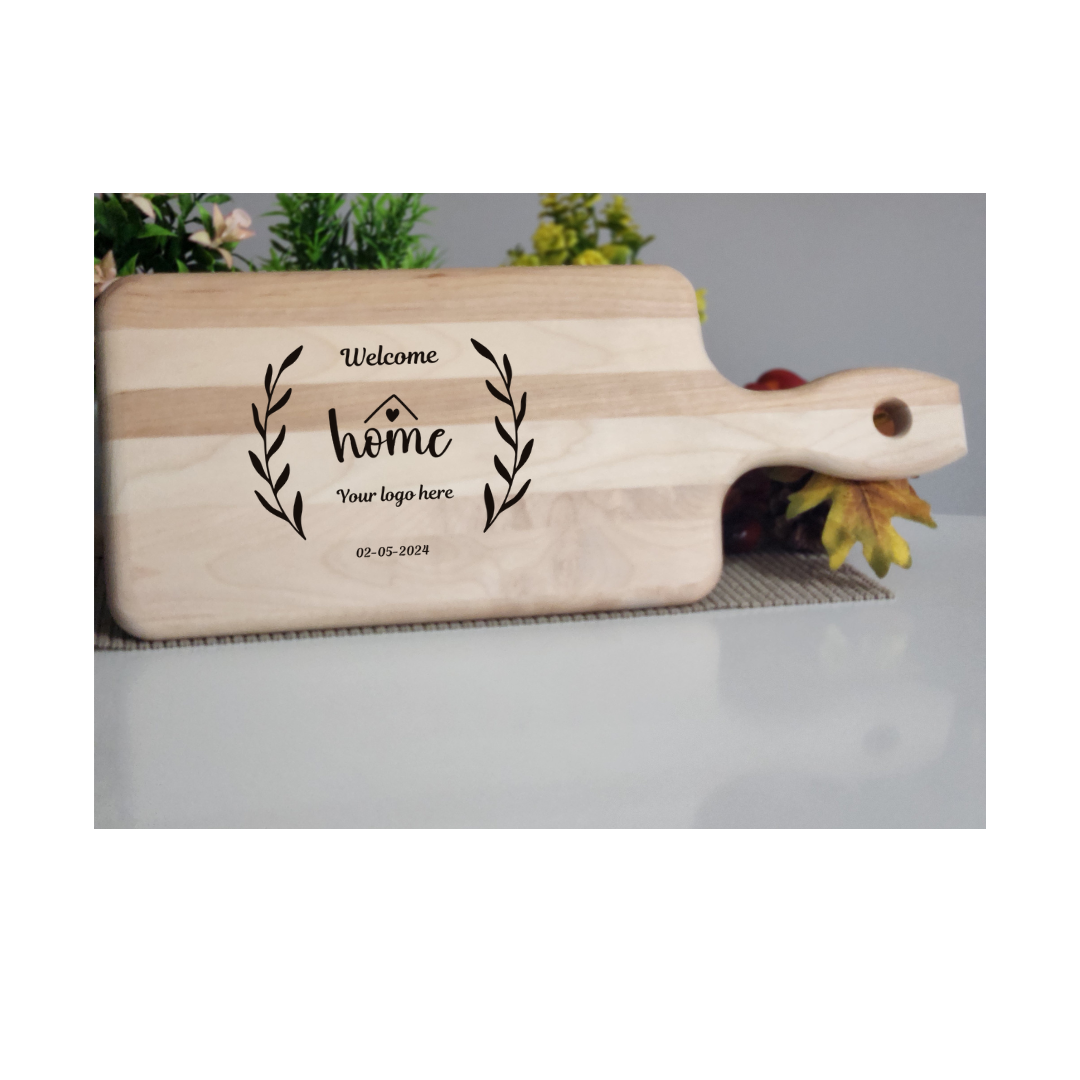 Personalized paddle cutting board, crafted from premium Canadian maple hardwood. 15"L x 6"W.